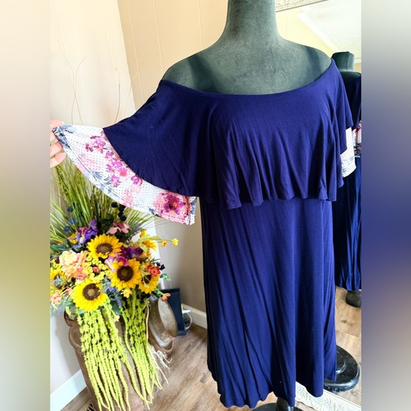 Eloges • Navy & Floral Lace Ruffle Off Shoulder Dress - Picture 13 of 16